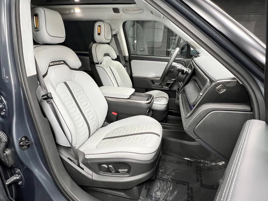 Used 2024 Rivian R1S Adventure Quad AWD/4WD image 9