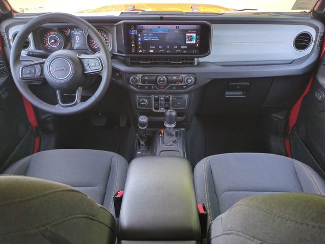 Used 2025 Jeep Wrangler Unlimited Sport AWD/4WD image 15