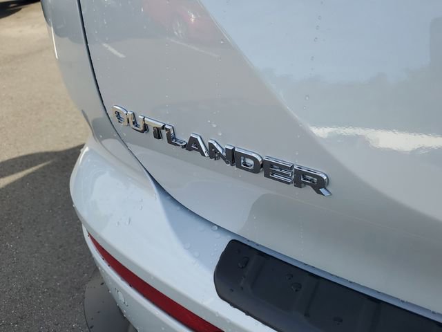 New 2025 Mitsubishi Outlander Trail Edition image 9