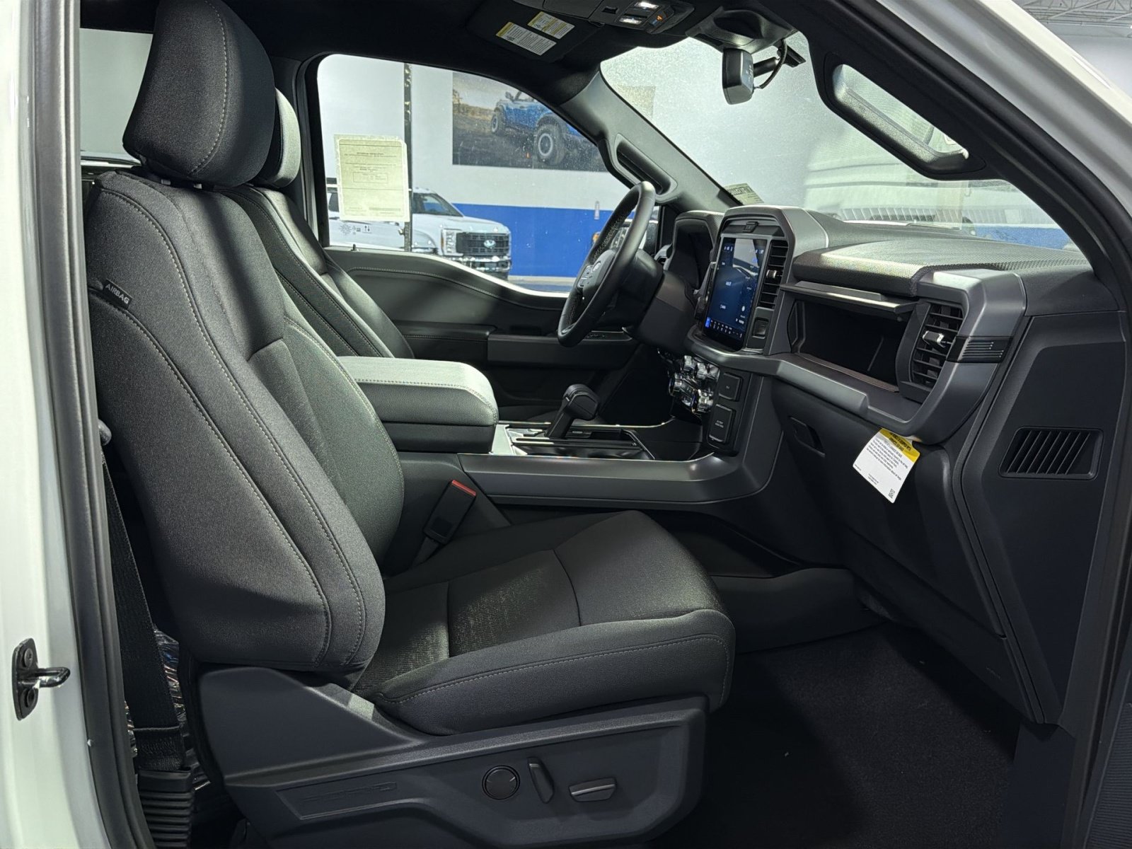 New 2026 Ford F150 XLT w/ Equipment Group 302A MID AWD/4WD image 27