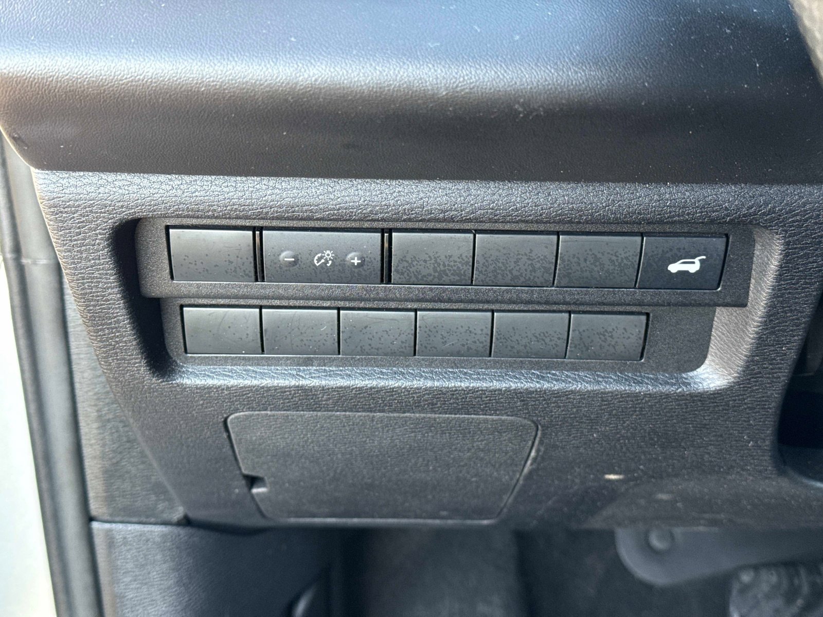 Used 2024 Mitsubishi Outlander SE image 33