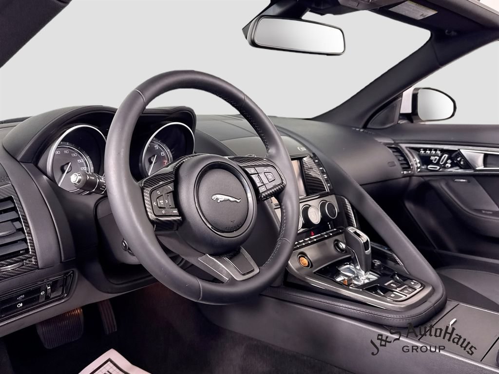 Used 2014 Jaguar F-TYPE S RWD image 9