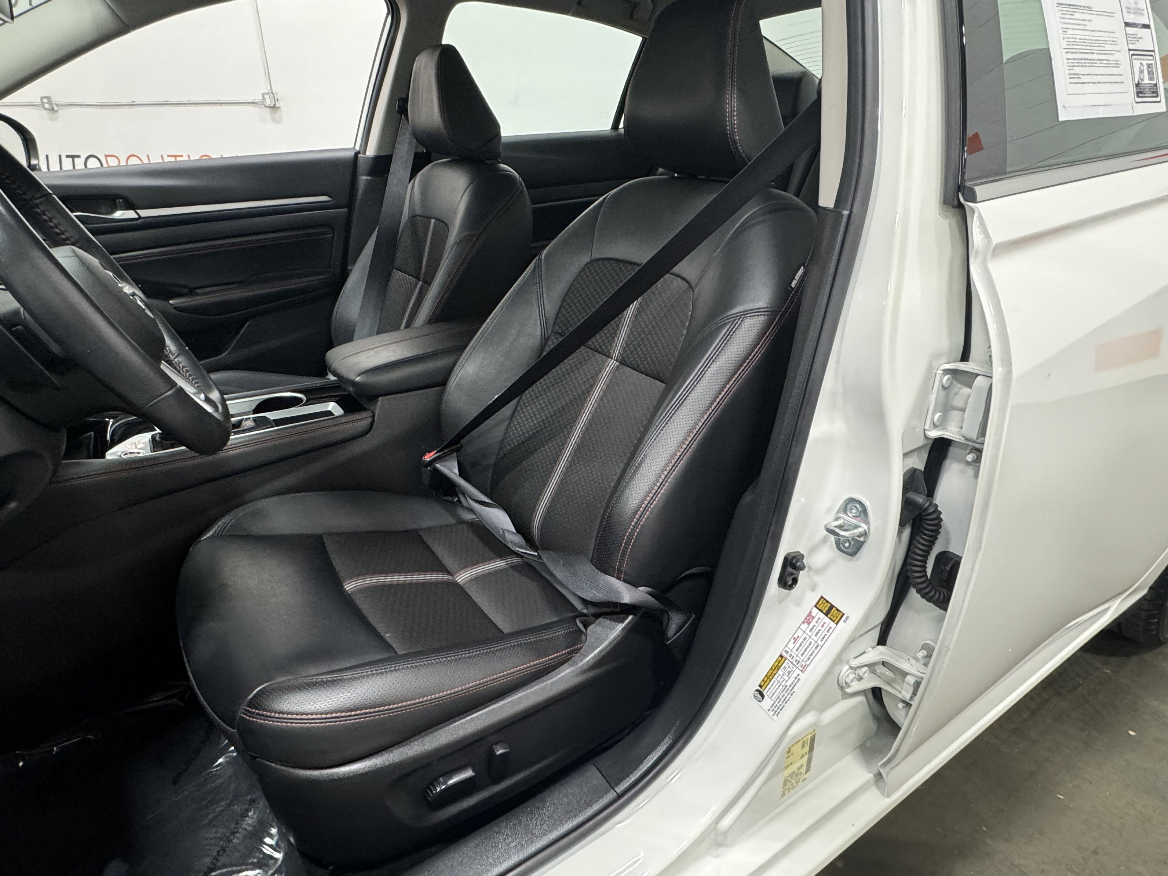 Used 2023 Nissan Altima 2.5 SR image 9