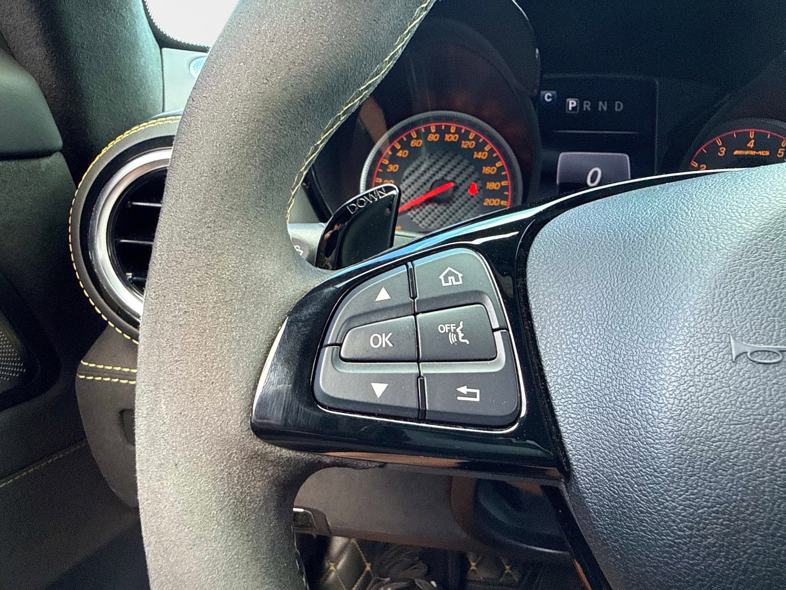 Used 2018 Mercedes-Benz AMG GT R image 28