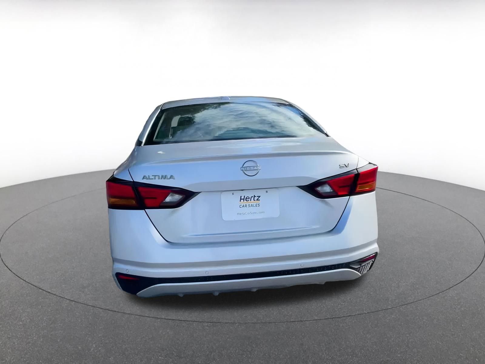 Used 2024 Nissan Altima 2.5 SV image 12