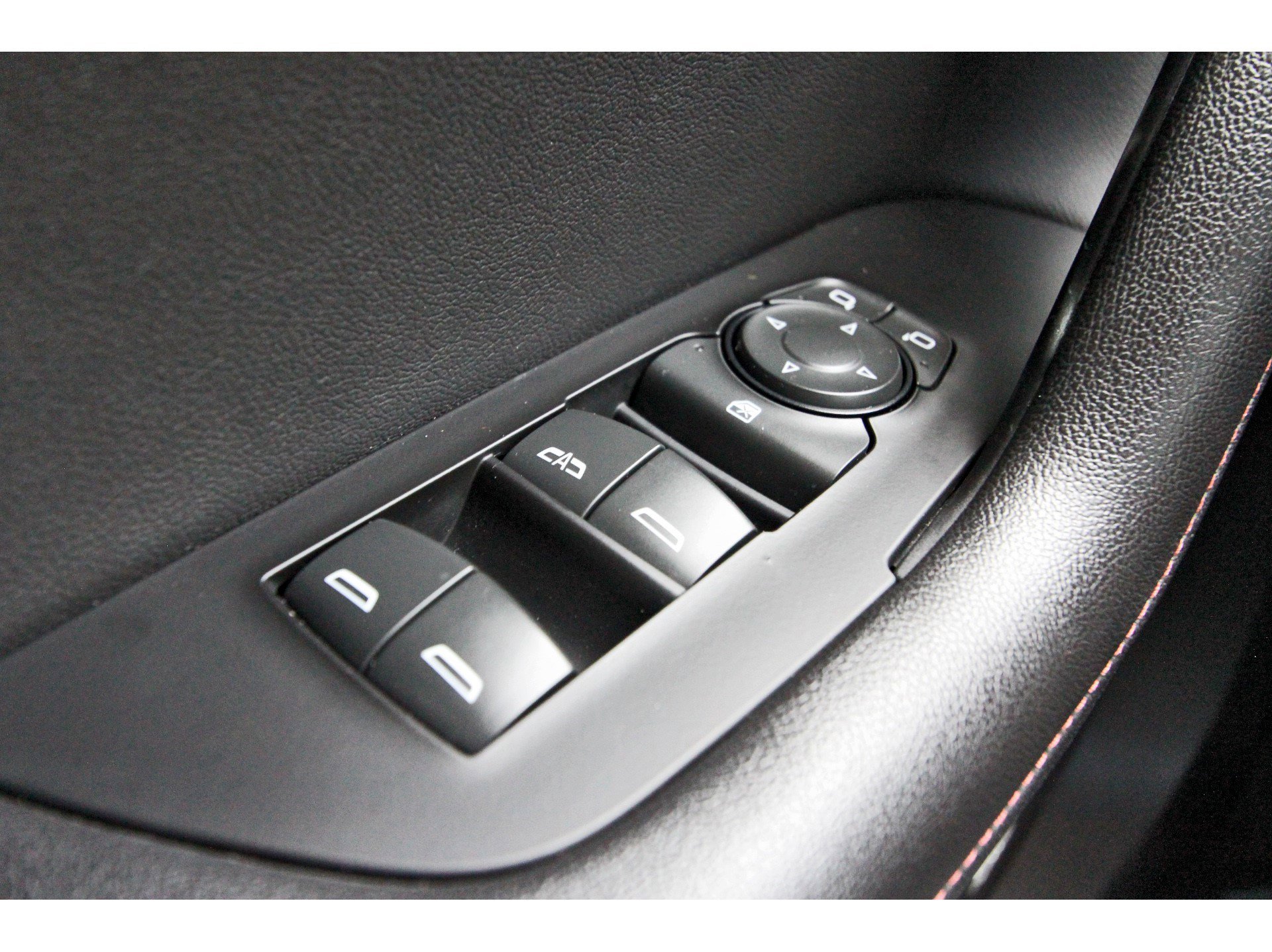 Used 2020 Chevrolet Blazer RS image 23