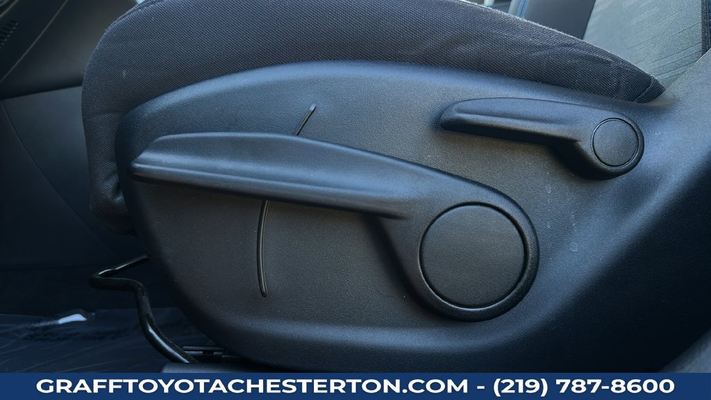 Used 2020 Jeep Cherokee Latitude AWD/4WD image 15