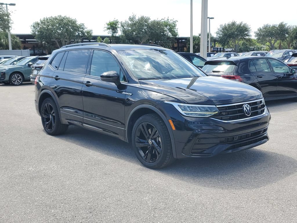 Certified 2023 Volkswagen Tiguan SE R-Line FWD image 2