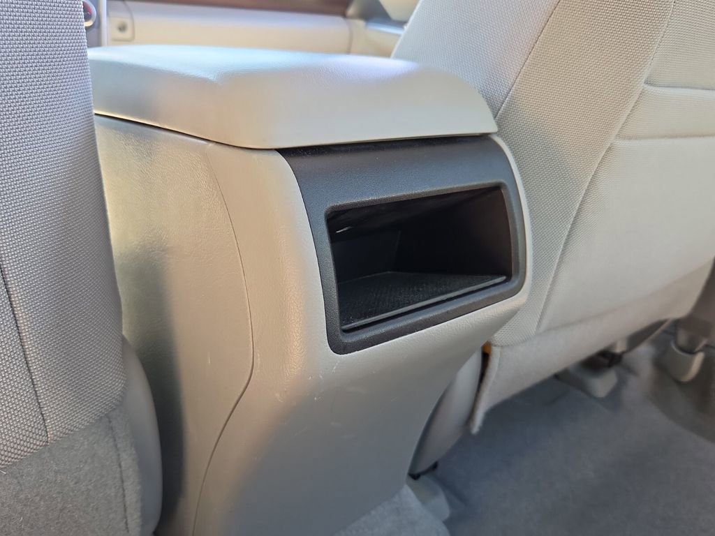 Used 2016 Toyota Camry LE image 16