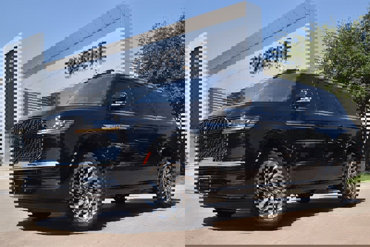 New 2025 Lincoln Navigator L Reserve