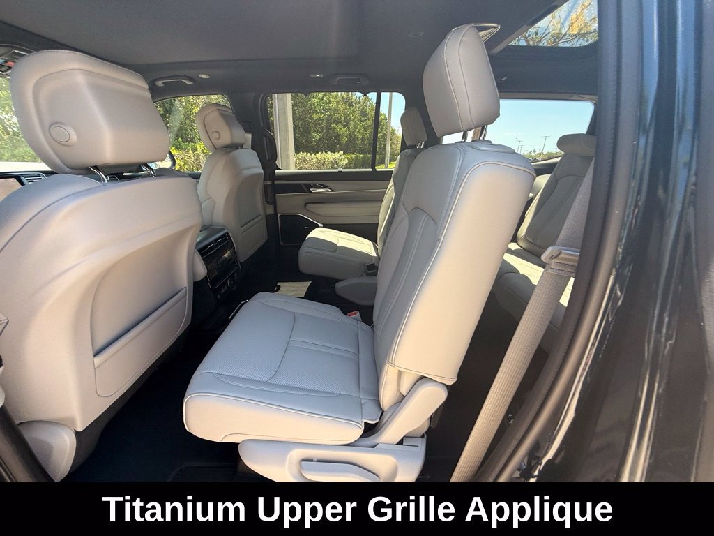 New 2026 Jeep Grand Wagoneer Limited AWD/4WD image 25