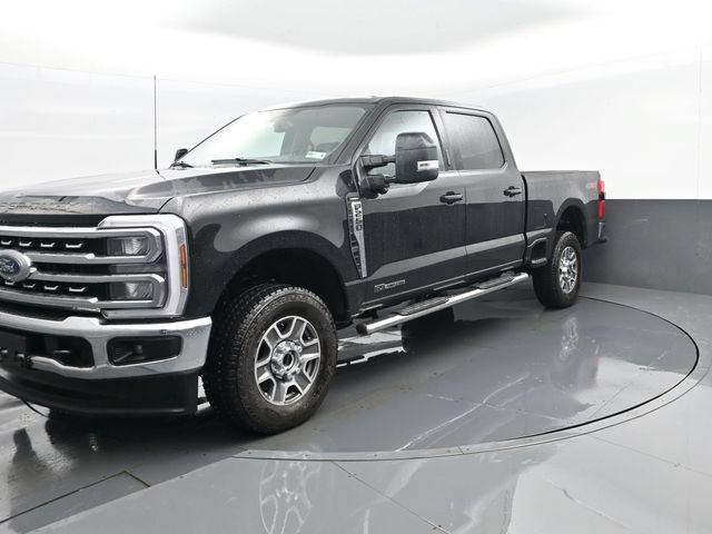 Used 2024 Ford F250 Lariat AWD/4WD image 2
