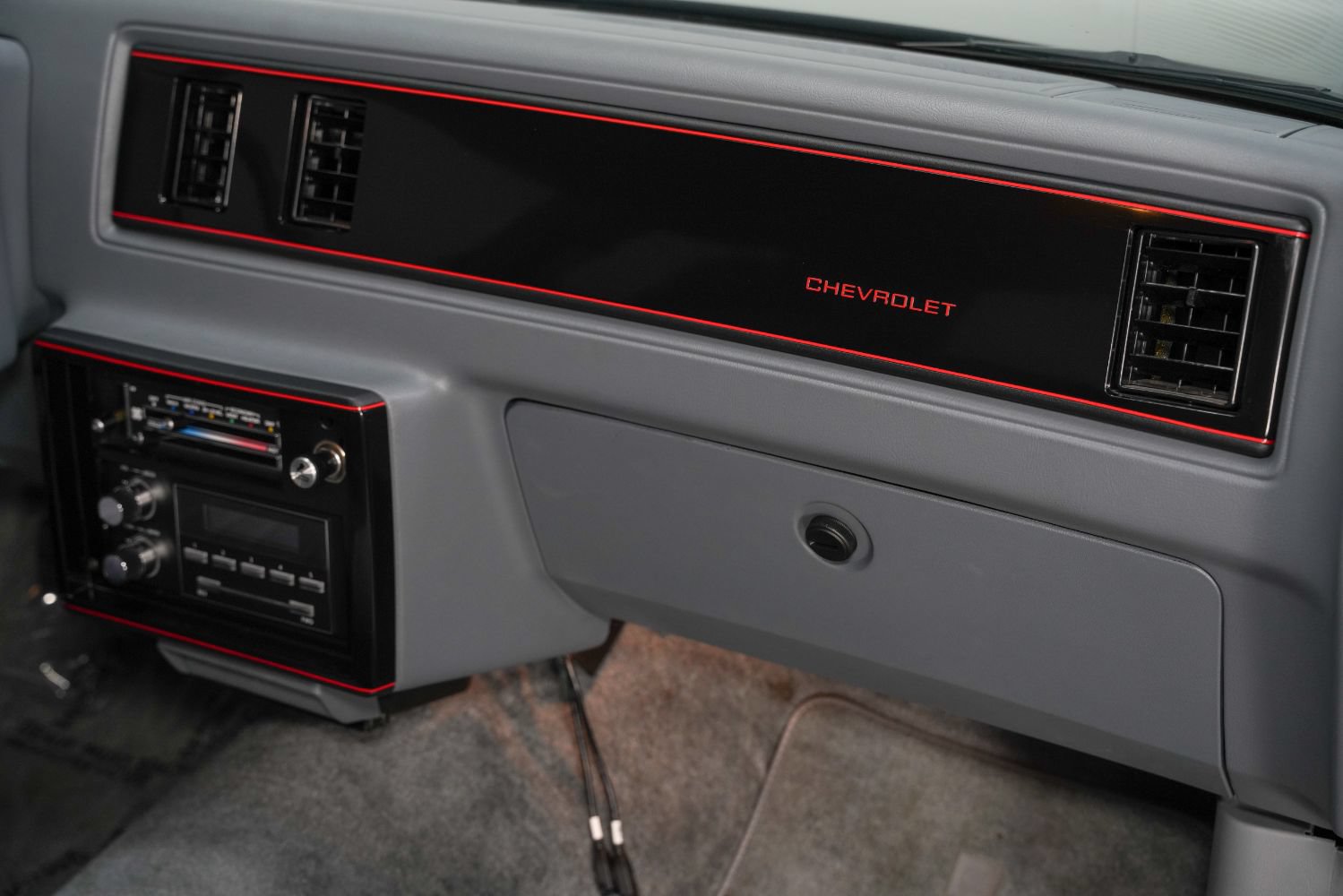 Used 1988 Chevrolet Monte Carlo SS RWD image 29