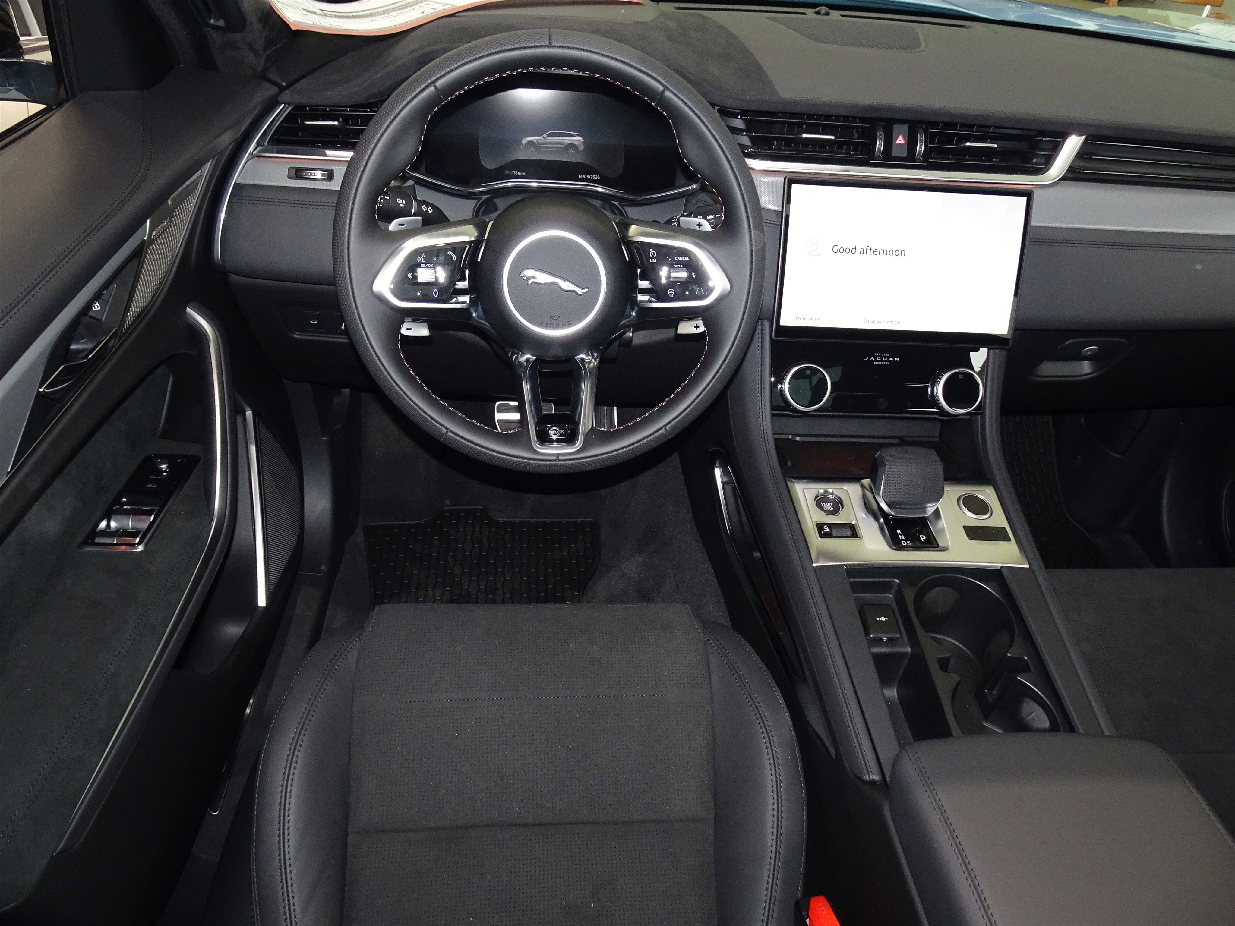 New 2026 Jaguar F-PACE SVR 575 Edition image 18