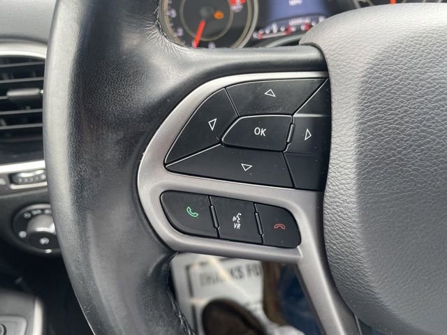 Used 2020 Jeep Cherokee Limited image 14