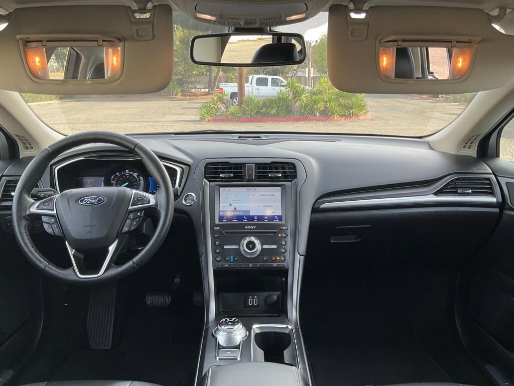 Used 2019 Ford Fusion Titanium image 33