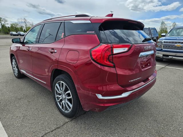 Used 2023 GMC Terrain Denali w/ LPO, Floor Liner Package AWD/4WD image 5
