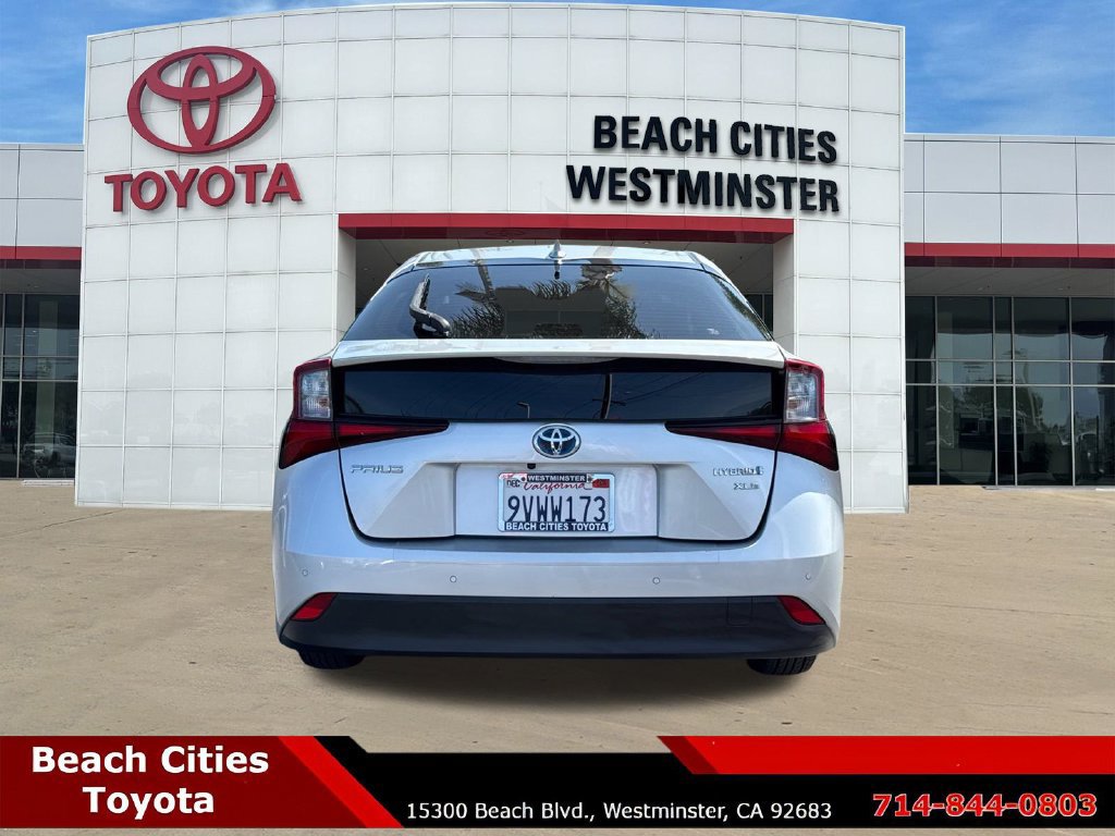 Used 2019 Toyota Prius XLE w/ Premium Convenience Package FWD image 10