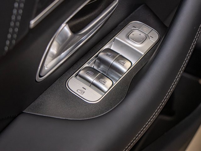 Certified 2025 Mercedes-Benz GLS 580 4MATIC image 15