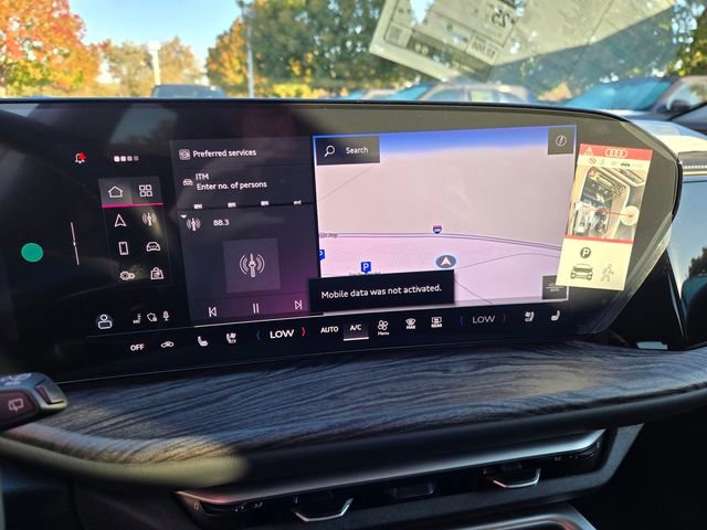 Used 2025 Audi Q5 Premium Plus w/ Premium Plus image 23