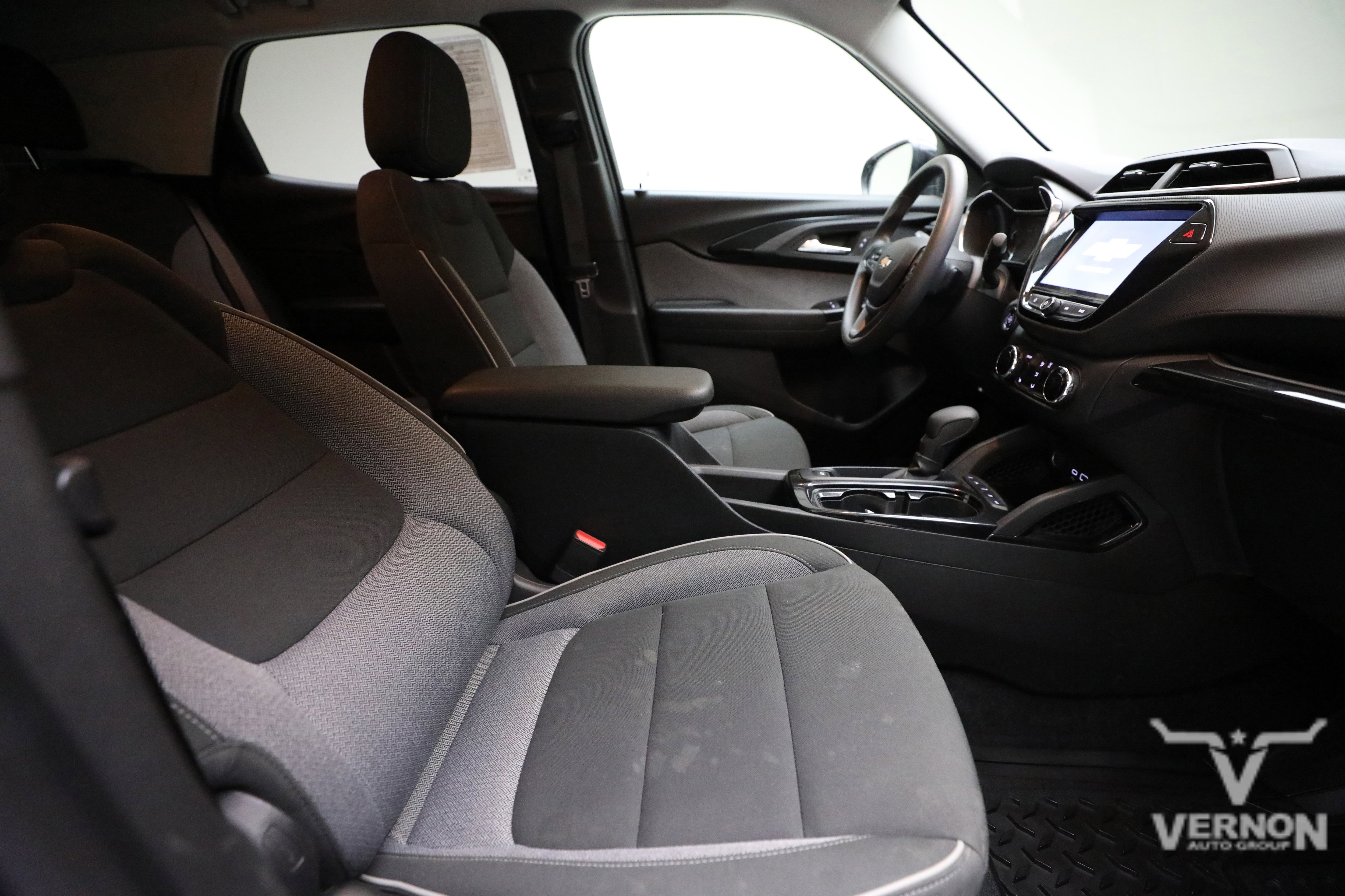 Used 2023 Chevrolet TrailBlazer LT w/ Convenience Package image 11