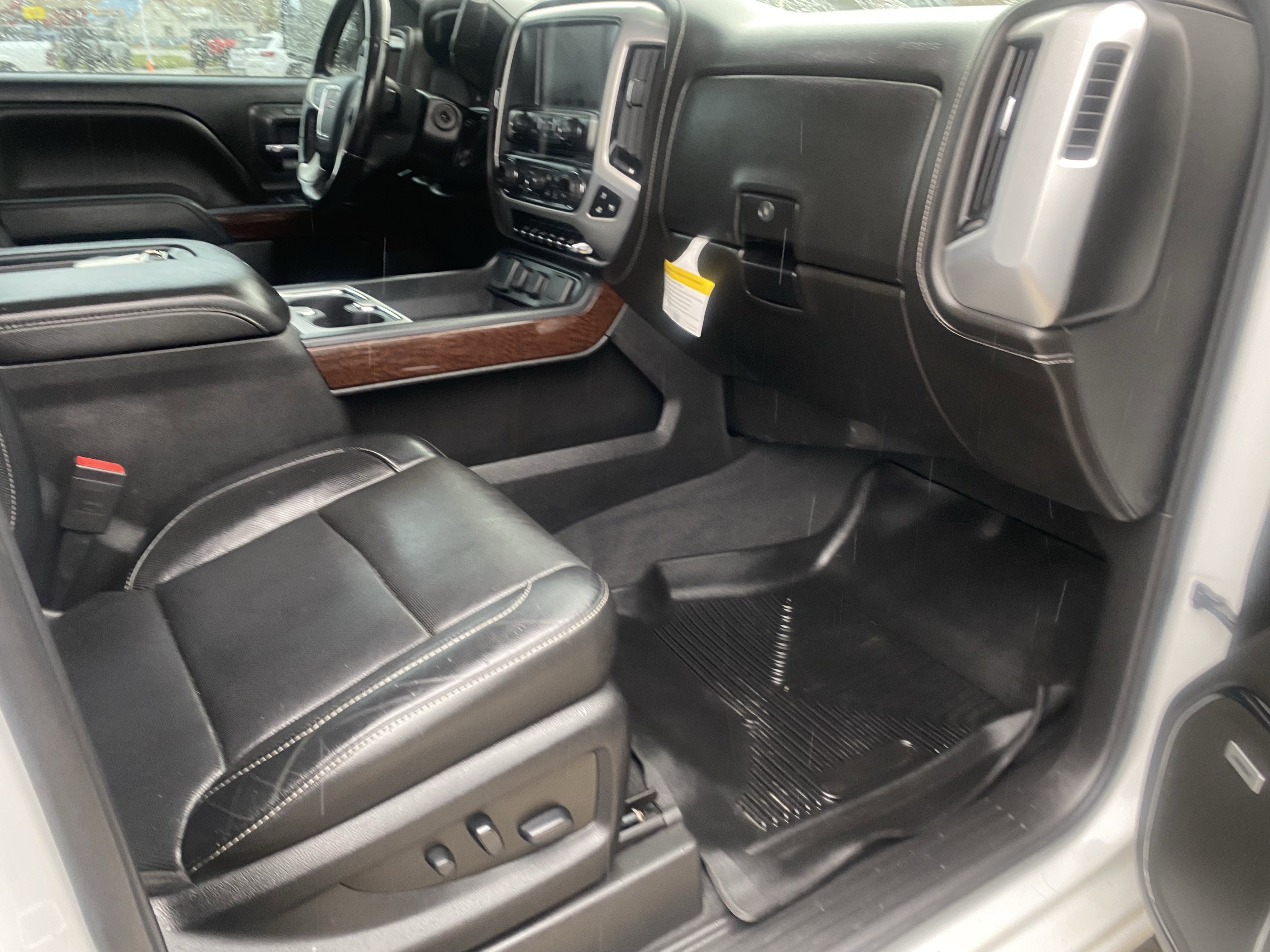Used 2018 GMC Sierra 1500 SLT AWD/4WD image 10