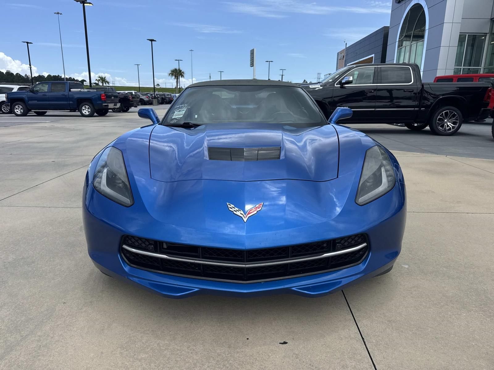 Used 2016 Chevrolet Corvette Stingray Convertible w/ 2LT Preferred Equipment Group RWD image 2