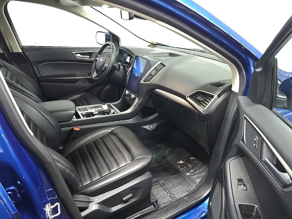 Used 2024 Ford Edge SEL w/ Convenience Package AWD/4WD image 16