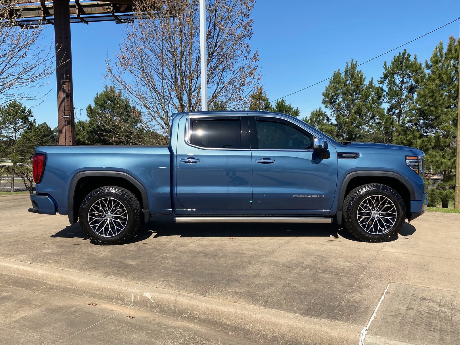 Used 2026 GMC Sierra 1500 Denali Ultimate image 7