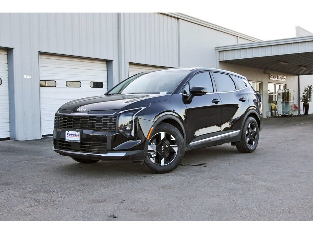 New 2026 Kia Sportage LX FWD image 1