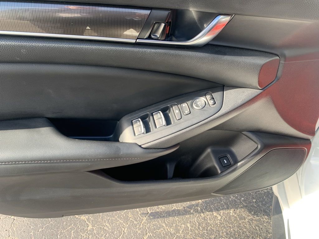 Used 2022 Honda Accord Sport image 14