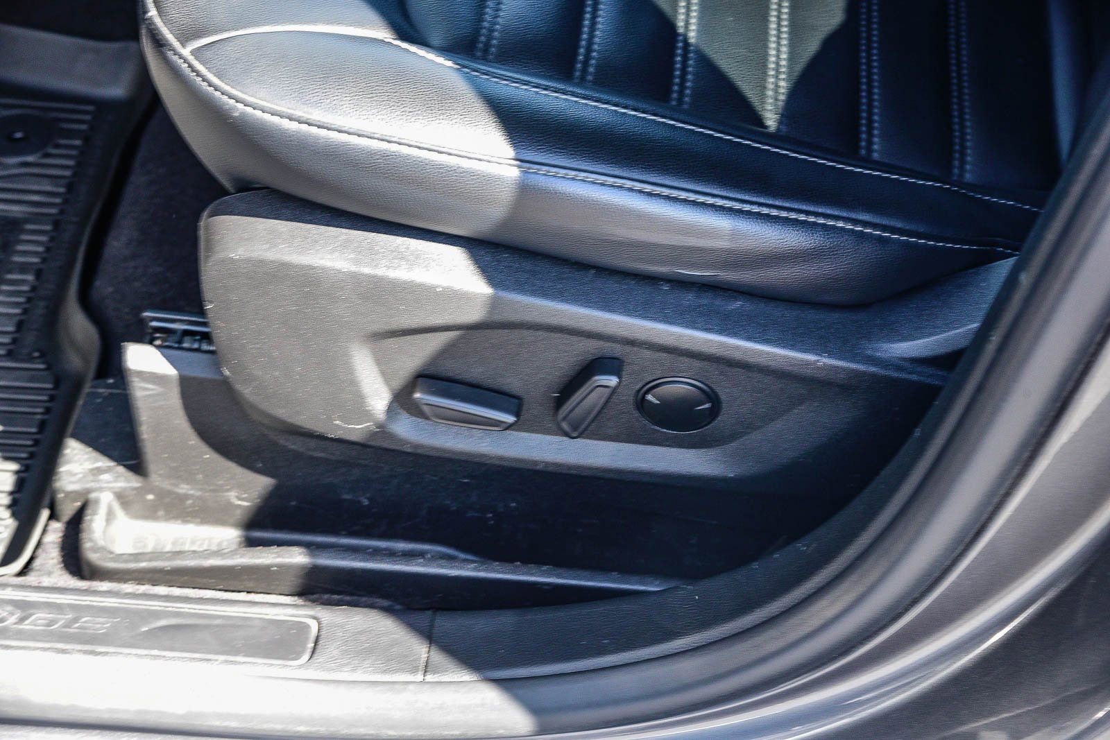 Used 2023 Ford Edge SEL w/ Convenience Package image 20