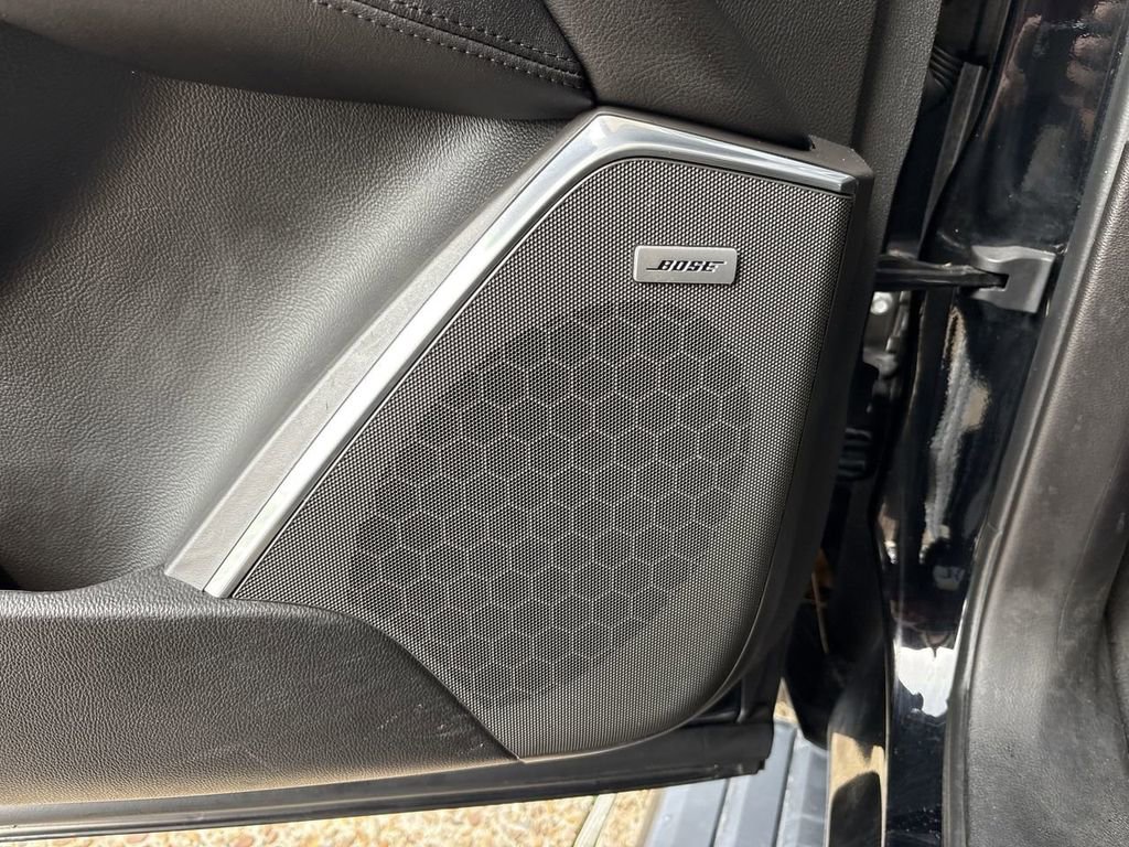 Used 2016 Cadillac Escalade ESV Premium AWD/4WD image 25