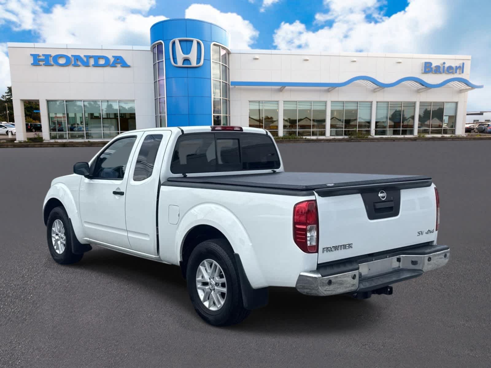 Used 2018 Nissan Frontier SV w/ Value Truck Package AWD/4WD image 4