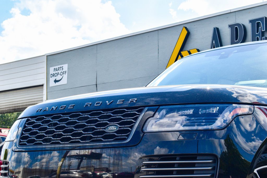 Used 2019 Land Rover Range Rover Autobiography image 2