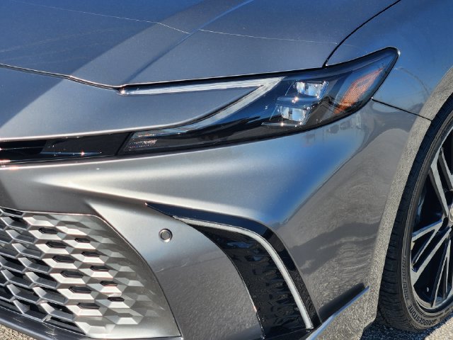 Used 2026 Toyota Camry XSE w/ Premium Plus Package FWD image 9