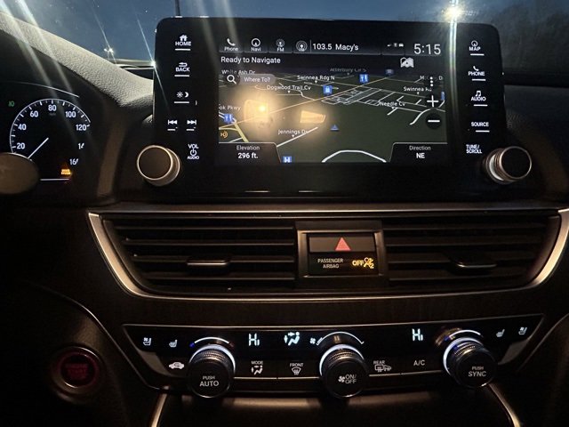 Used 2018 Honda Accord Touring image 16