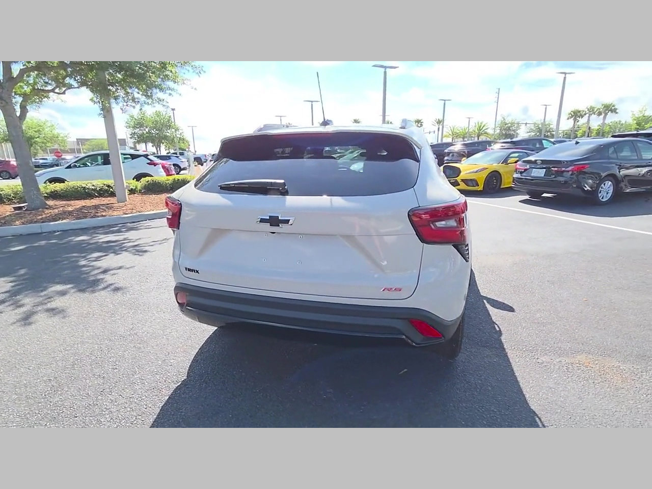 New 2026 Chevrolet Trax RS w/ Sunroof Package image 22