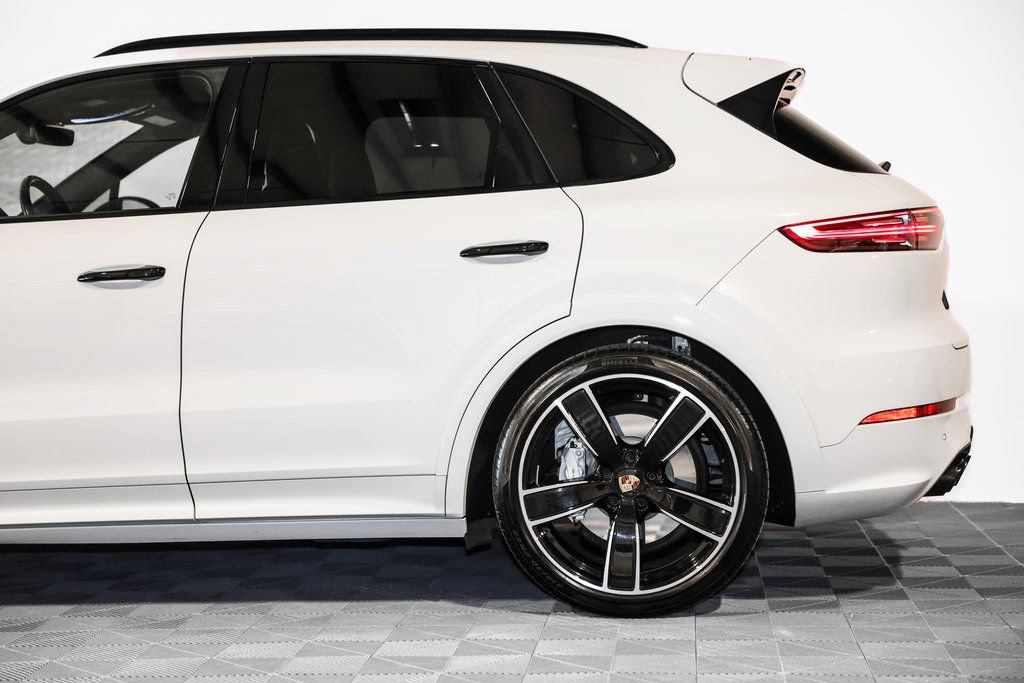 Used 2019 Porsche Cayenne Turbo AWD/4WD image 14