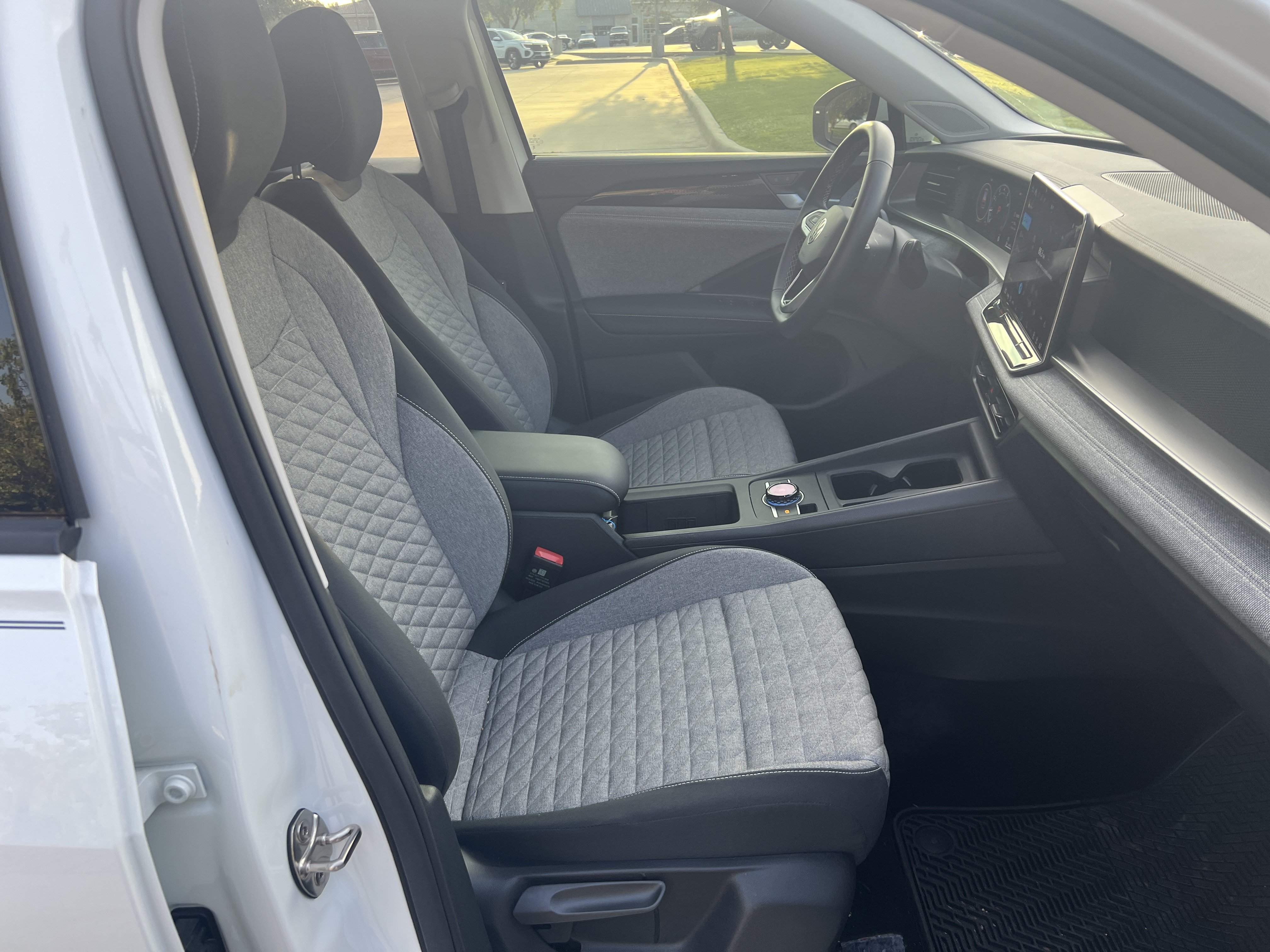 Used 2026 Volkswagen Tiguan S FWD image 26