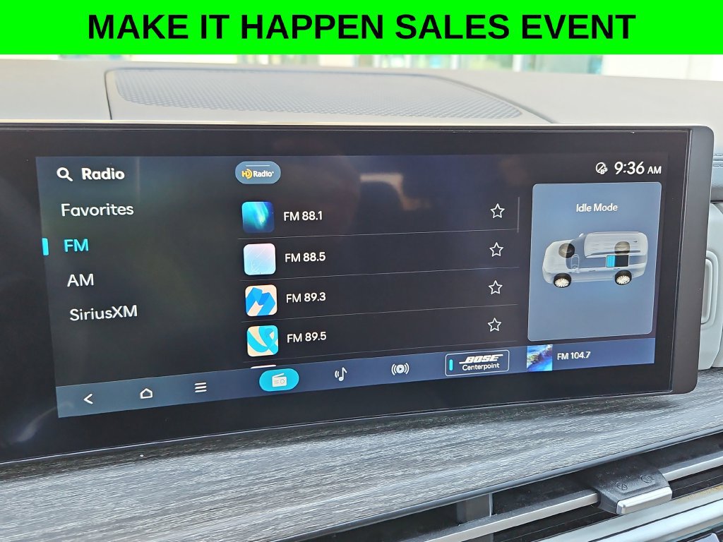 Used 2025 Hyundai Santa Fe Limited AWD/4WD image 18