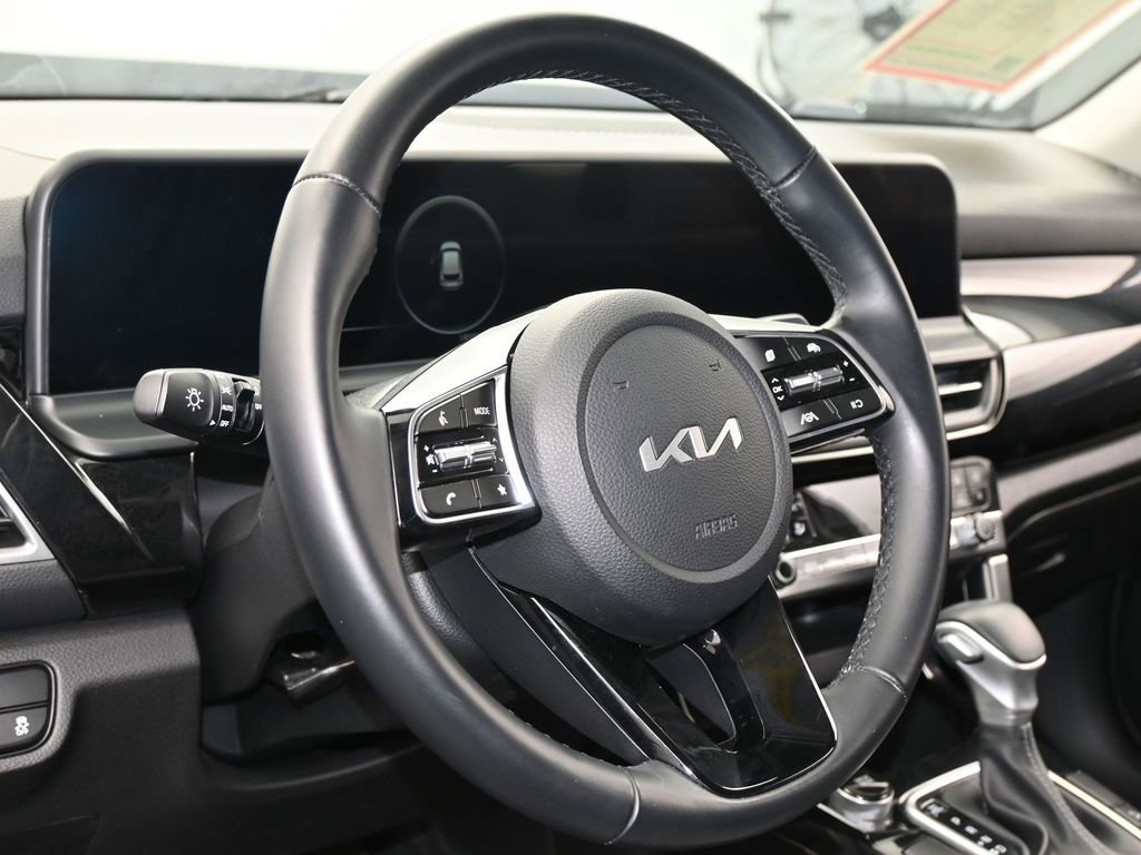 Used 2024 Kia Seltos S image 12