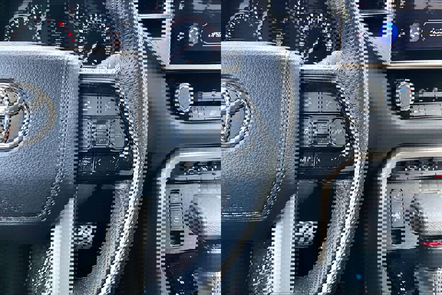 Used 2023 Toyota Tundra Limited w/ TRD Off-Road Package image 23