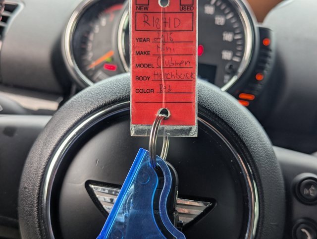 Used 2016 MINI Cooper Clubman image 35