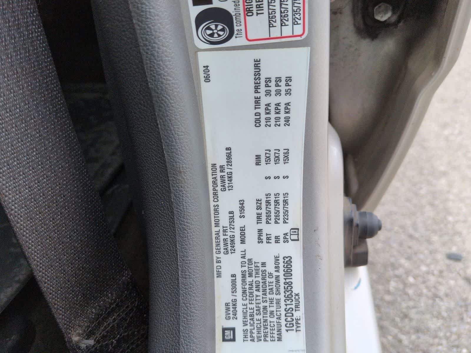 Used 2005 Chevrolet Colorado LS RWD image 23