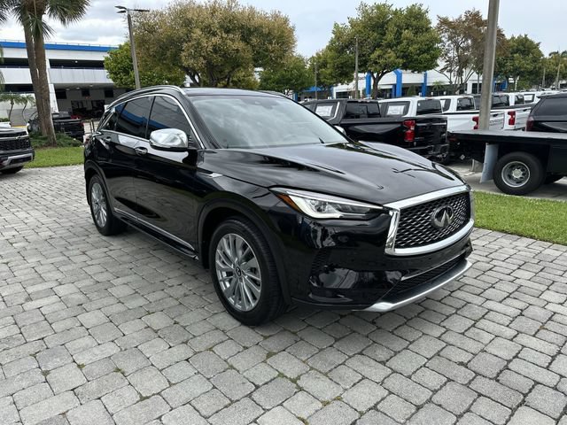 Used 2023 INFINITI QX50 Luxe w/ Accent Package FWD image 16