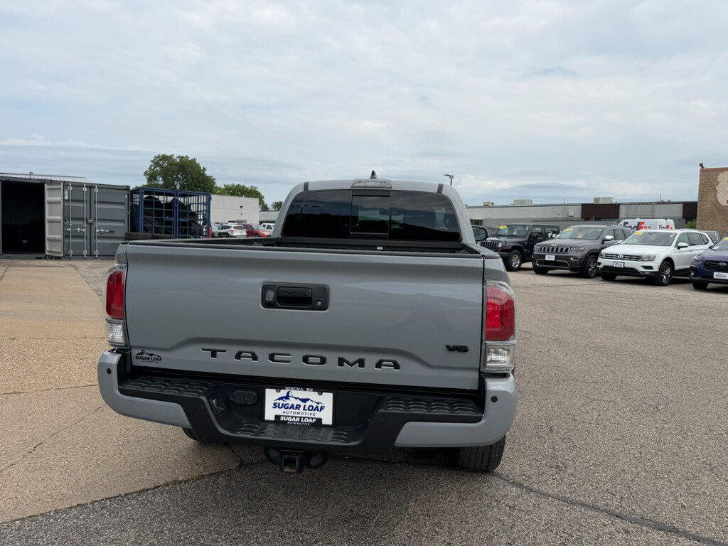 Used 2021 Toyota Tacoma TRD Off-Road w/ TRD Premium Off Road Package AWD/4WD image 5
