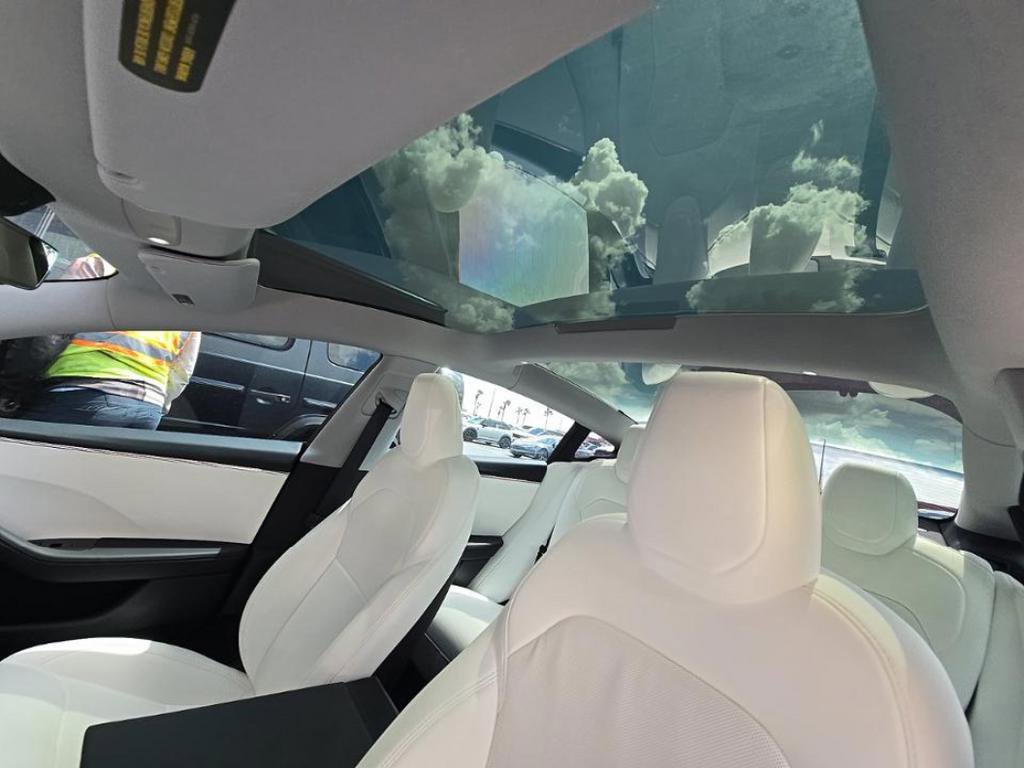 Used 2025 Tesla Model 3 Long Range AWD/4WD image 8