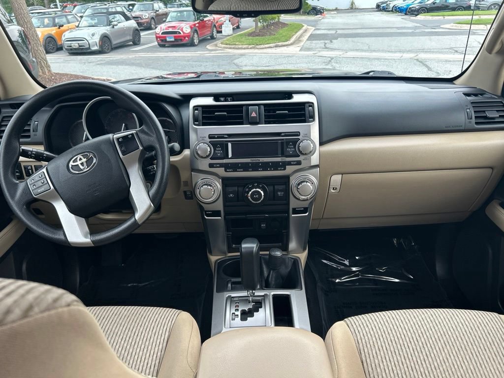 Used 2011 Toyota 4Runner SR5 AWD/4WD image 31