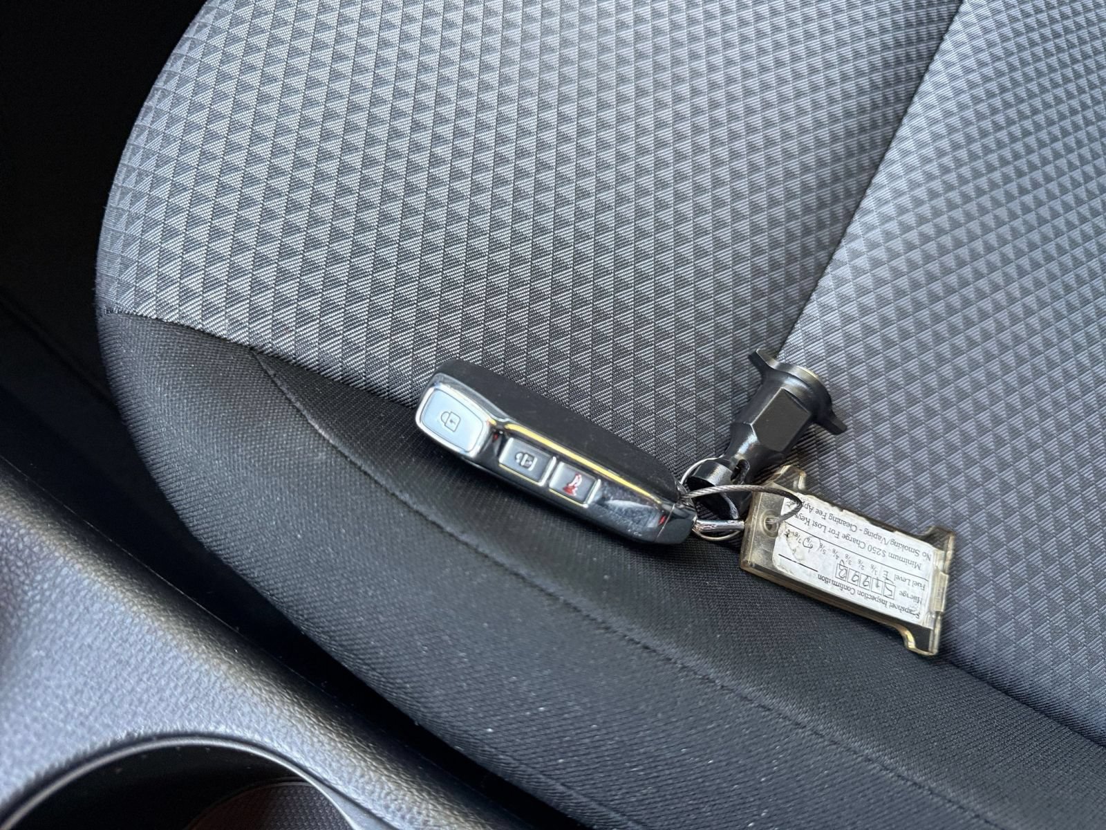 Used 2025 Kia Soul LX w/ LX Technology Package FWD image 20